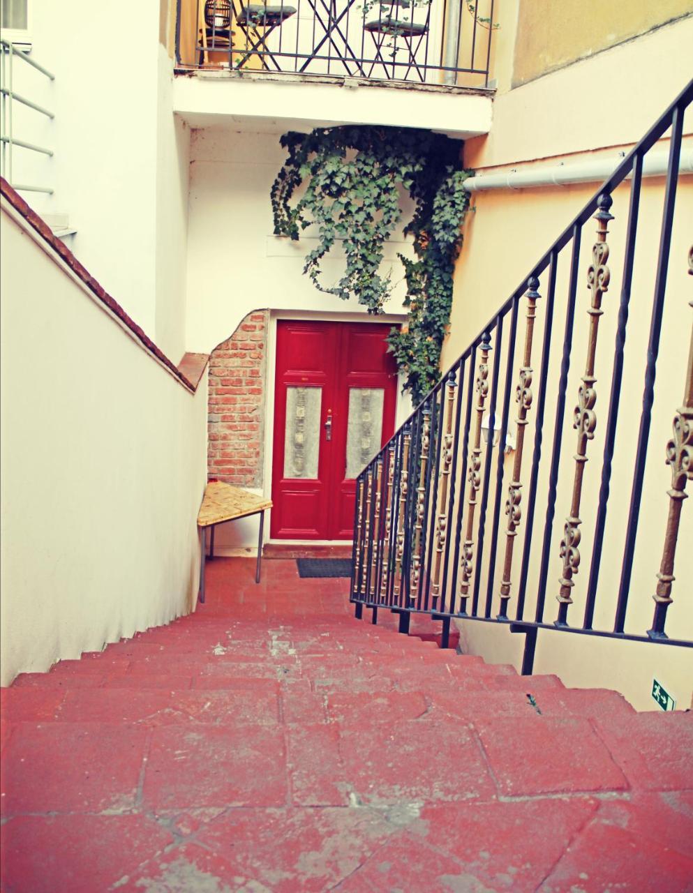 Casa Italia Prague Aparthotel Exterior photo